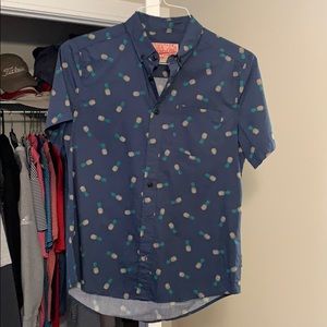 Men’s Casual Button Down